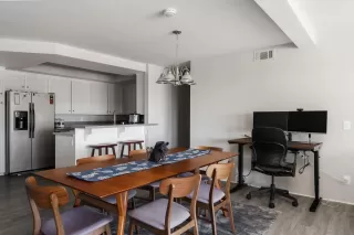 Photo #1: 230009402 Listing