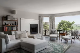 Photo #4: 230009402 Listing