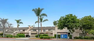 Photo #2: 230009406 Listing