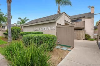 Photo #3: 230009406 Listing