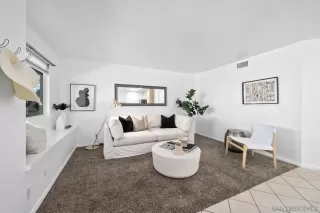 Photo #4: 230009408 Listing