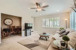 Photo #4: 230009426 Listing