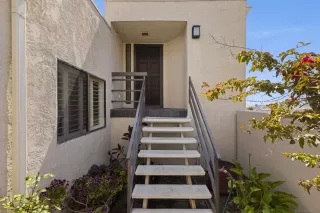 Photo #6: 230009460 Listing