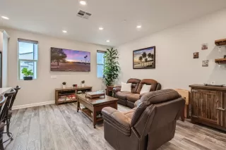 Photo #3: 230009479 Listing