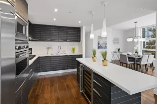 Photo #6: 230009494 Listing