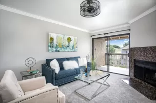 Photo #4: 230009520 Listing