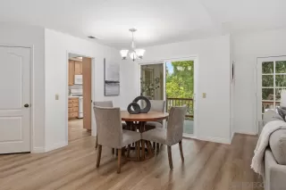 Photo #4: 230009526 Listing