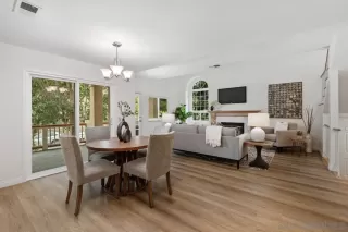 Photo #5: 230009526 Listing