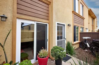 Photo #4: 230009539 Listing