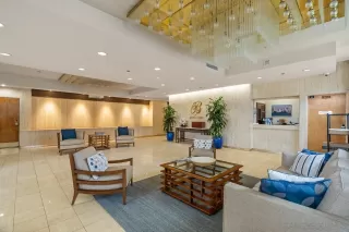 Photo #2: 230009543 Listing 