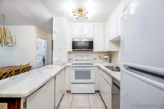 Photo #4: 230009566 Listing