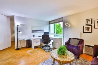 Photo #3: 230009637 Listing