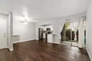 Photo #3: 230009641 Listing