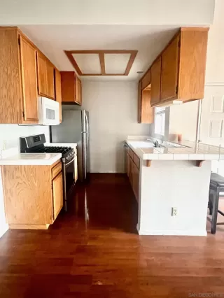 Photo #1: 230009650 Listing