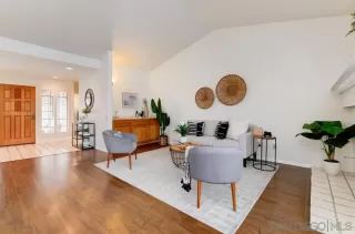 Photo #3: 230009670 Listing