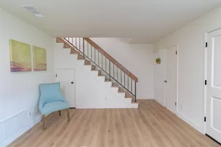 Photo #4: 230009677 Listing