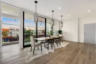 Photo #3: 230009681 Listing