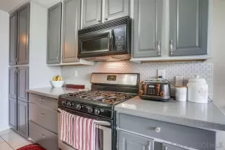 Photo #3: 230009695 Listing