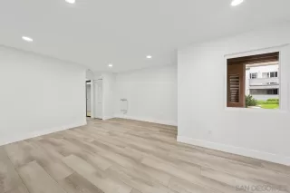 Photo #5: 230009702 Listing
