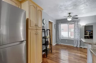 Photo #5: 230009712 Listing