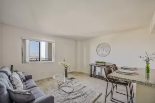 Photo #2: 230009730 Listing 