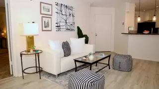 Photo #2: 230009743 Listing 