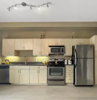 Photo #4: 230009795 Listing