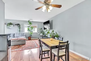 Photo #6: 230009807 Listing