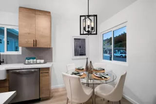 Photo #6: 230009824 Listing 