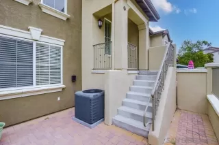 Photo #5: 230009843 Listing