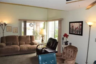 Photo #3: 230009899 Listing