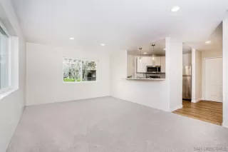 Photo #3: 230009905 Listing