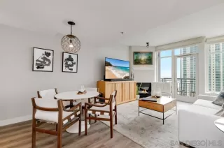 Photo #5: 230009951 Listing