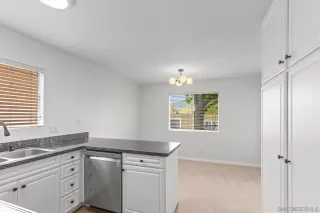 Photo #1: 230009953 Listing