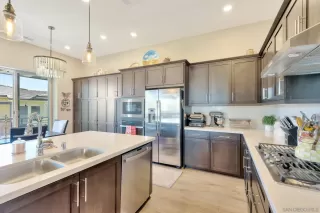 Photo #4: 230009959 Listing