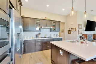 Photo #5: 230009959 Listing