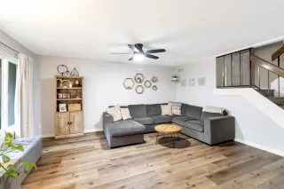 Photo #1: 230010022 Listing