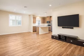 Photo #5: 230010090 Listing 