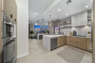 Photo #3: 230010096 Listing