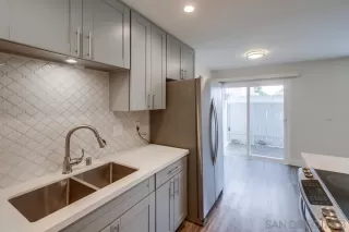 Photo #3: 230010167 Listing