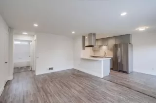 Photo #4: 230010167 Listing