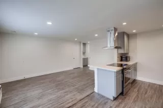 Photo #5: 230010167 Listing