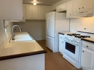 Photo #4: 230010185 Listing 