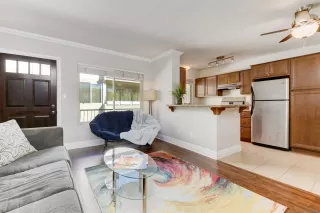 Photo #3: 230010200 Listing 