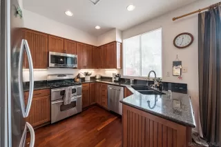 Photo #3: 230010214 Listing