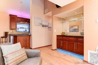 Photo #3: 230010218 Listing