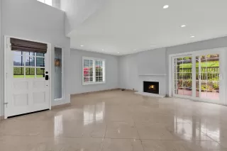 Photo #4: 230010235 Listing 