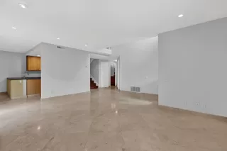 Photo #6: 230010235 Listing 