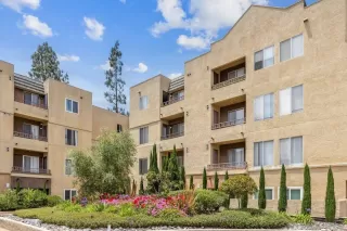 Photo #4: 230010303 Listing