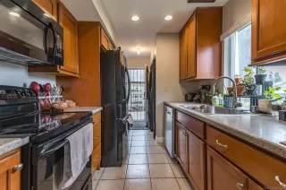 Photo #4: 230010332 Listing 